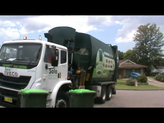Maitland green waste #2636 driver Ash (late) chop out