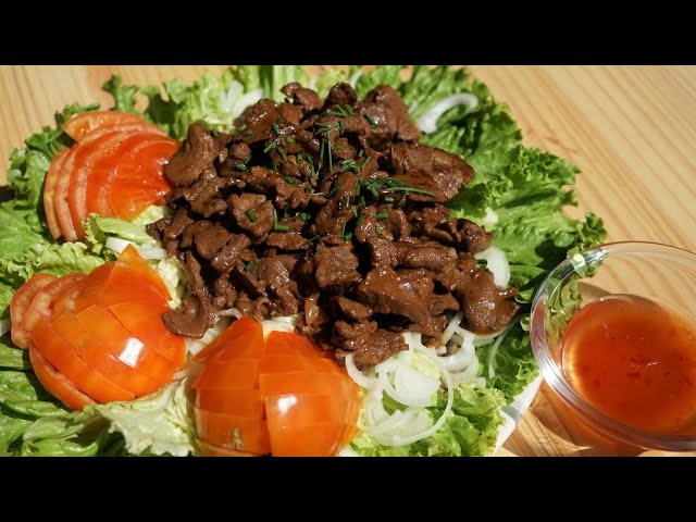 How To Stir Fry Beef In Oyster Sauce: a mixture of Chinese and Vietnamese cuisine. Simple and quick