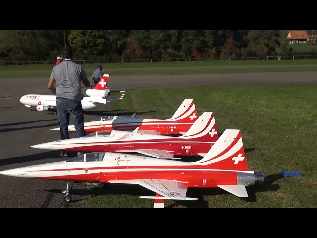 Swiss MD-11 and F-5 Tiger RC Turbine Airliner and 3xJet's flight Combo 2015 Hausen