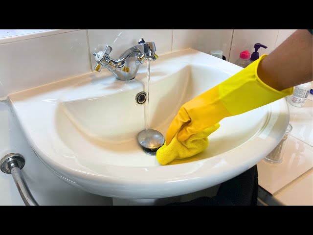 Bathroom Cleaning | My 5 minute Short Cut to Clean