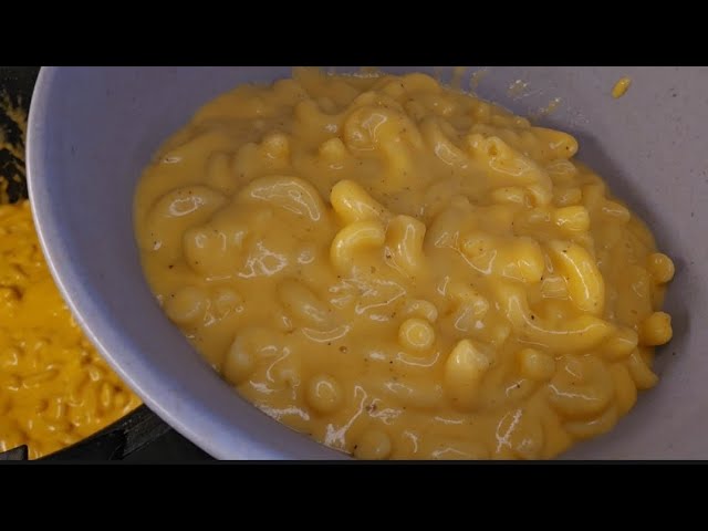 CREAMY MAC & CHEESE IN CROCKPOT! HIGHLY RECOMMEND!