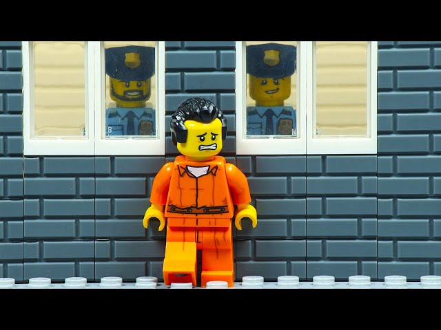 LEGO City Top Secret Prison Break