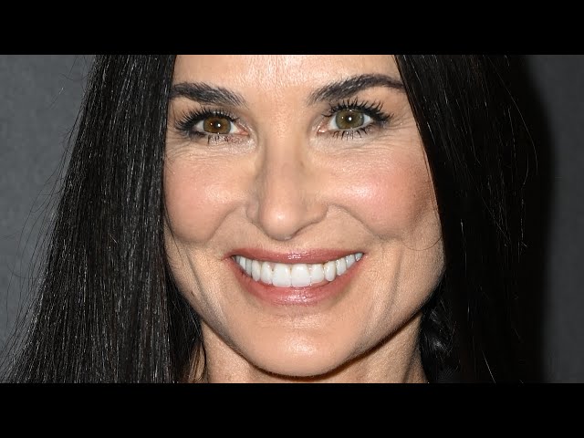 Demi Moore's Stunning Oscars Party Gown Leaves Us Speechless