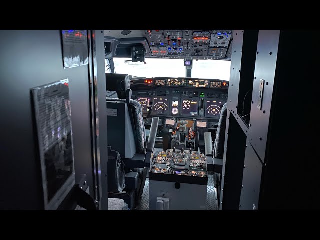 MSFS2020 FDS 737-800 Fully enclosed Home Cockpit Simulator Tour
