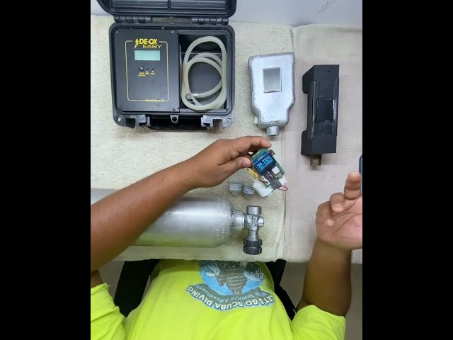 Discover how oxygen analyzers work and why its important when going scuba diving. Video part - 2