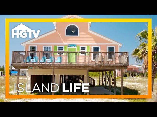 Perfect Home Right on the Beach! | Island Life | HGTV
