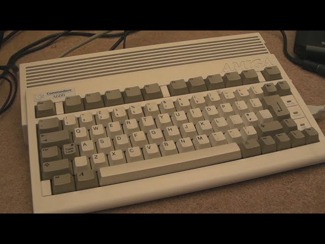 Commodore Amiga A600 Repair (Red Screen / Black Screen / Keyboard Fault)