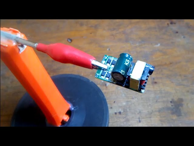 how to make a helping hand soldering || yadda zaka kera helping hand soldering