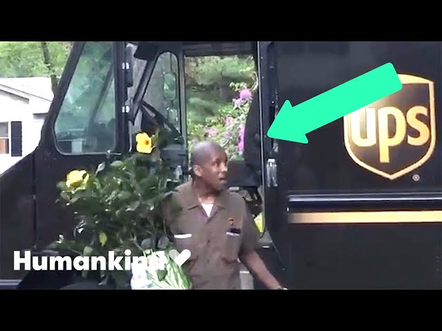 Neighbors crowd the street to thank UPS driver | Humankind