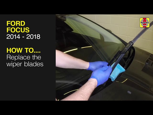 How to Replace the wiper blades on the Ford Focus 2014 to 2018
