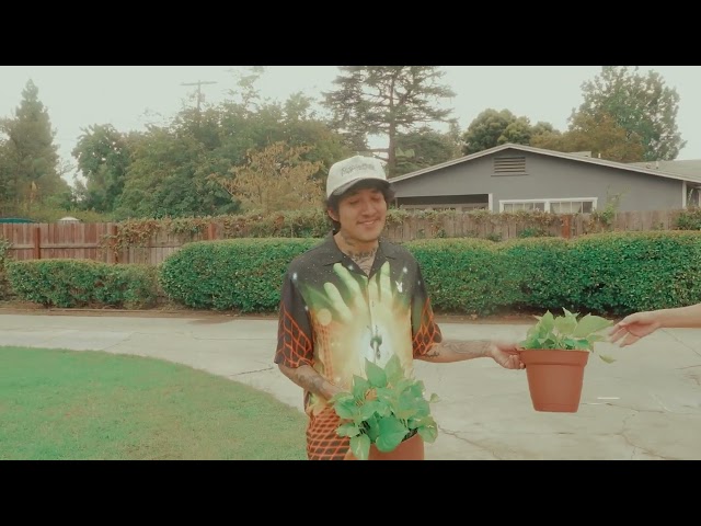 Cuco - Si Me Voy (feat. The Marias) [Official BTS video]