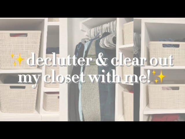 Declutter and Clear out my closet with me! 🤍🤍 #clean #clothes #declutter