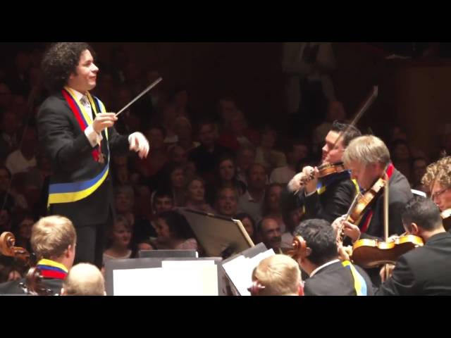 Dudamel with two orchestras