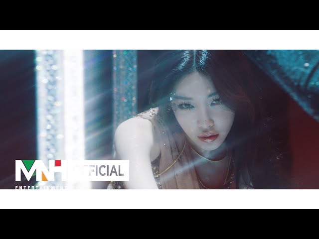 CHUNG HA 청하 'Stay Tonight' Official Music Video
