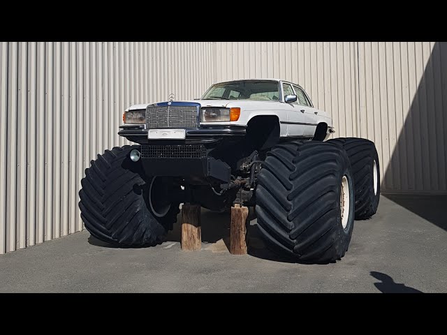 I FOUND A MERCEDES MONSTER TRUCK AT AUTOMOBILE MUSEUM ABU DHABI!!!