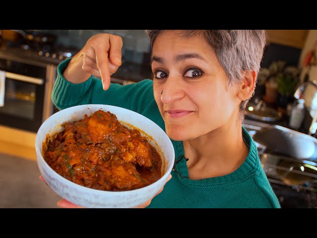 Restaurant style delicious Chicken Curry / Food with Chetna