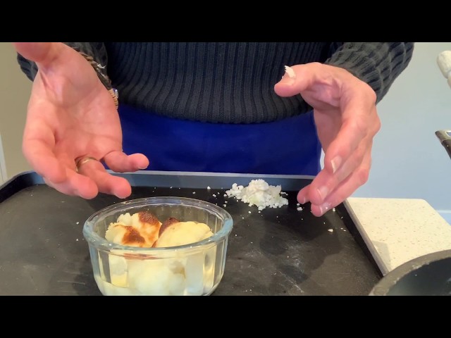 How to Make Cauliflower Cheese