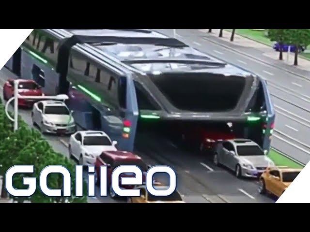 Fake oder Fakt: Der Anti-Stau-Bus in China | Galileo | ProSieben