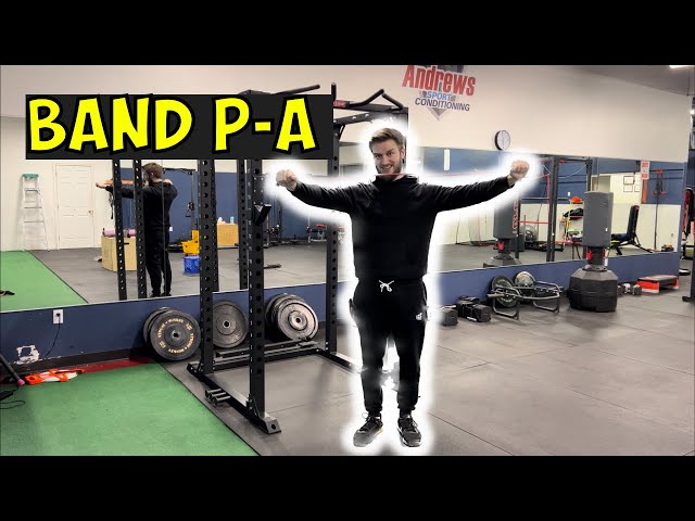 How to do Band Pull Apart Exercise | 2 Minute Tutorial
