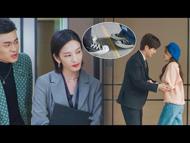 They didn't realize that the girl wearing matching shoes with the CEO was his secret girlfriend!