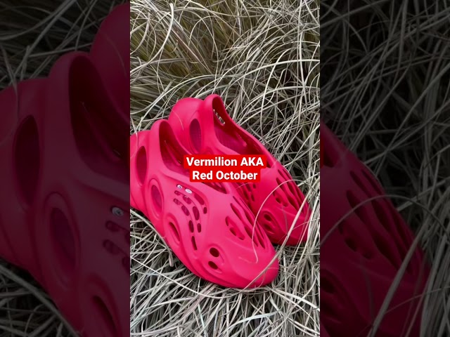 Adidas - Yeezy Foam Runner Vermilion aka Red October’s