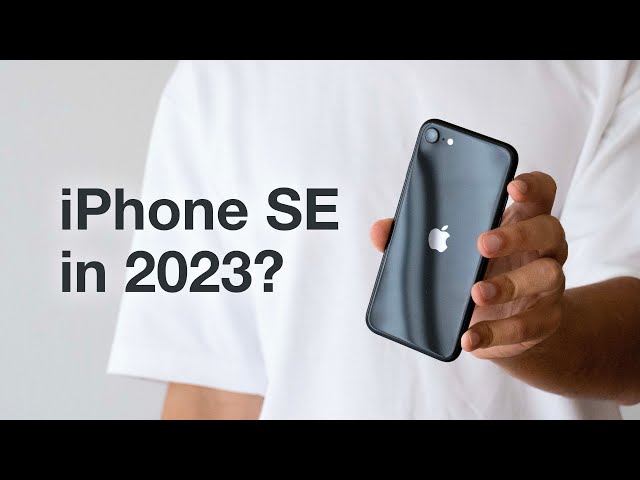 I Tried Using iPhone SE for 30 Days (14 Pro vs SE)