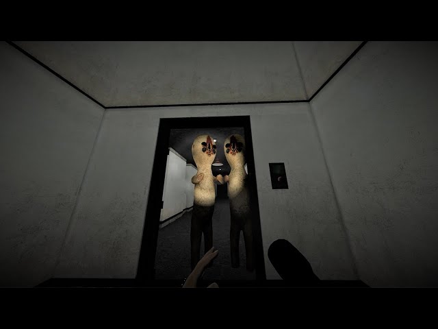 SCP: Containment Breach in VR is Insanity...