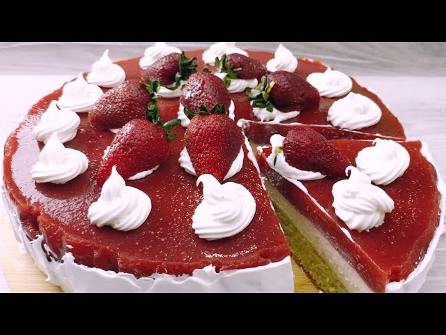 A marvel for the eyes and the palate! The most tender and delicious strawberry-yogurt cake!