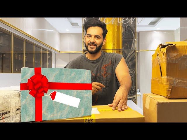 Unboxing our new gifts 🎁