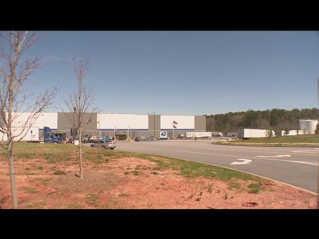 Metro Atlanta residents complain of missing packages as issues arise at USPS sorting facility