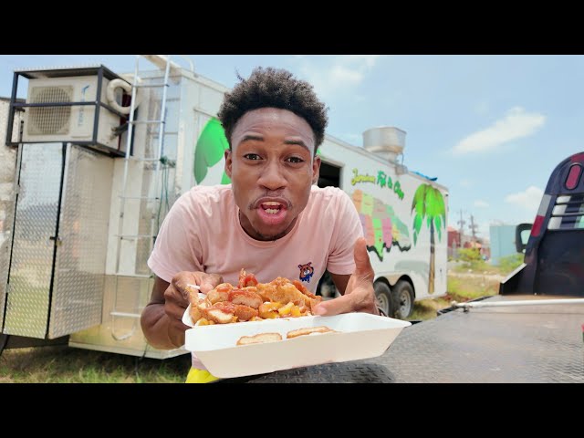 INSANE!! $6 Street Food Combo!! Cheap Eats You HAVE TO TRY in Jamaica!!