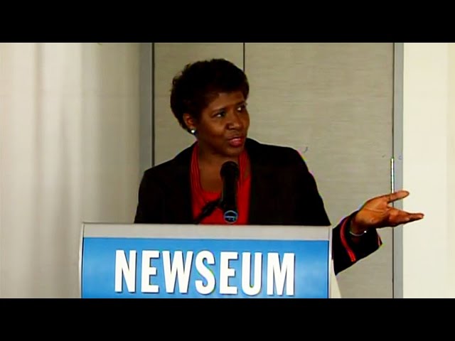 Gwen Ifill Accepts the 2013 Al Neuharth Award for Excellence in the Media