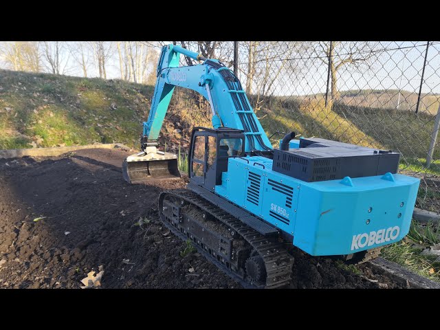 3D printed excavator Kobelco SK850LC RC - Cab View