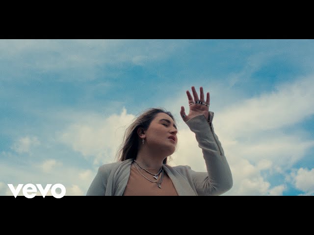 Rosa Linn - Never Be Mine (Official Video)