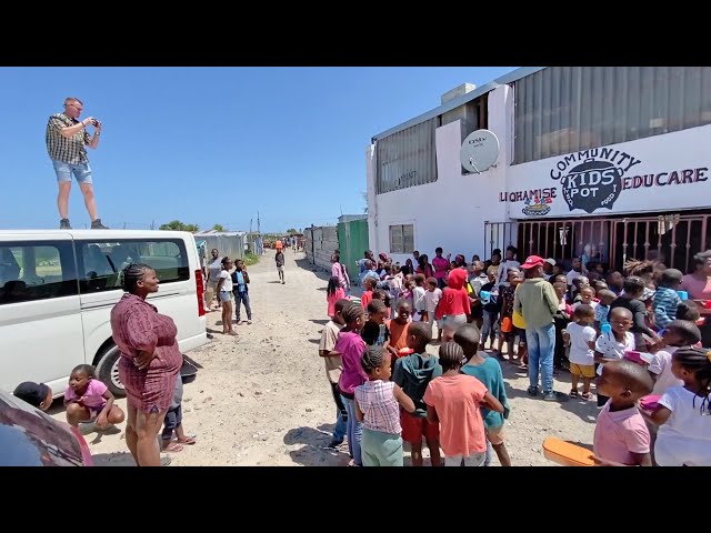 TOWNSHIP - Der Einsatz ♦ Der Count bei COMMUNITY KIDS POT im Township Philippi