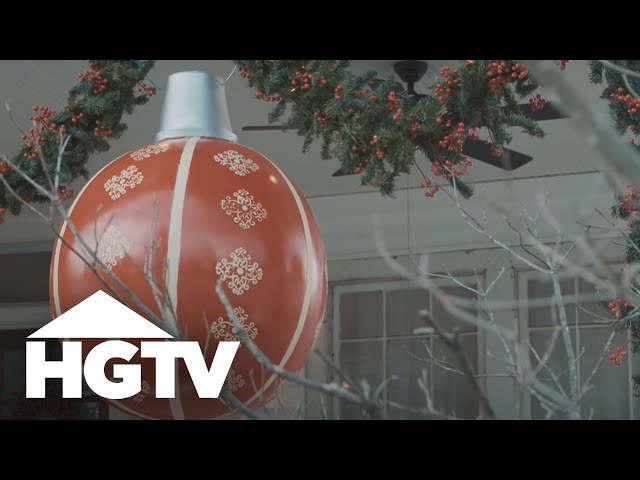 DIY Giant Beach Ball Ornament | HGTV
