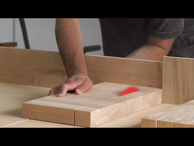 Woodworker builds a privacy screen