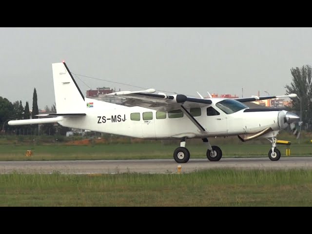 Despegue Cessna 208 Caravan I (ZS-MSJ) - Aeropuerto de Sabadell