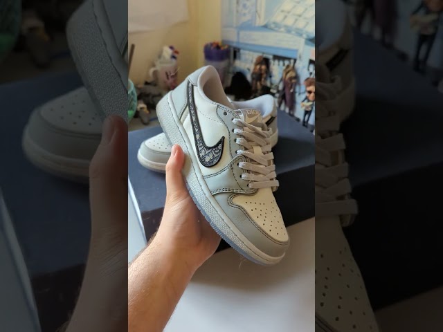 IN HAND! Unboxing the Dior AJ1 Accessories // Short