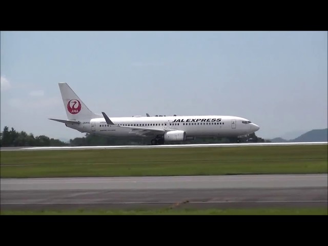 【JAL離陸・無線付き】運用滑走路の変更を申請して離陸するJAL機　広島空港