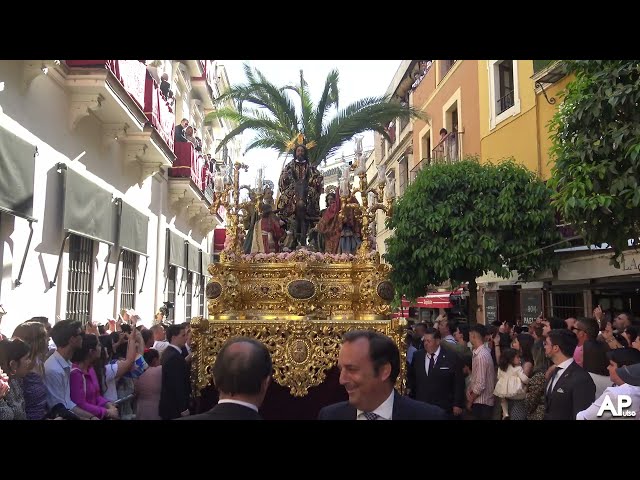 La Borriquita en la Cuesta del Bacalao con la Banda del Sol | Semana Santa Sevilla 2023