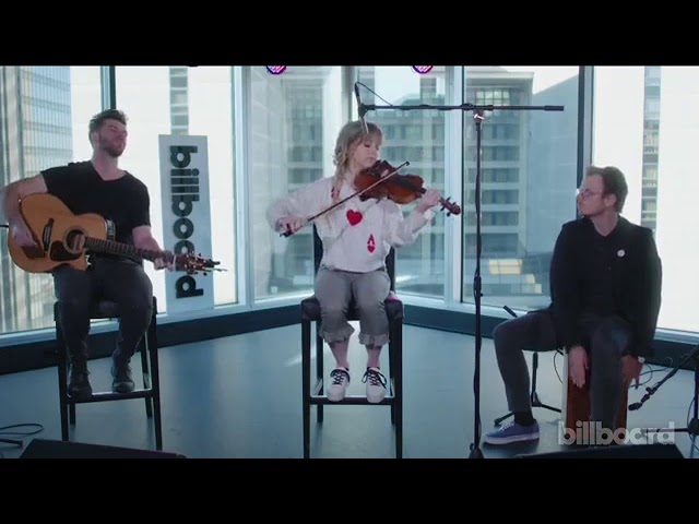 Lindsey Stirling - Roundtable Rival - Don't Let This Feeling Fade | Acoustic version in Billboard