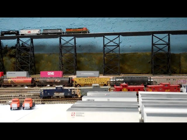 Souris Valley Model Railroad Association's HUGE N-Scale Layout: Scenes & Cab Ride.