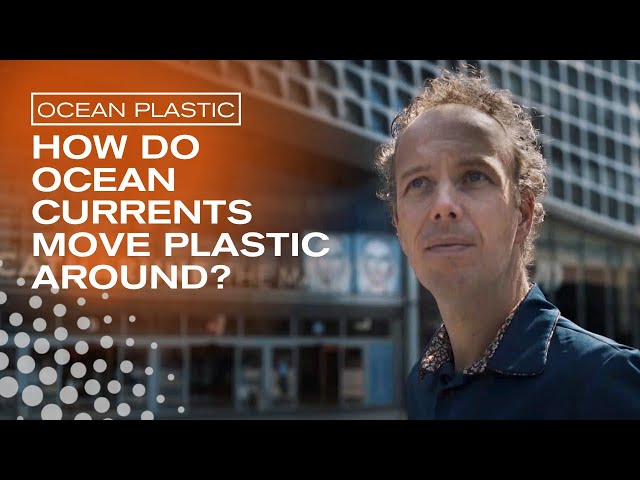 How do ocean currents move plastic around?