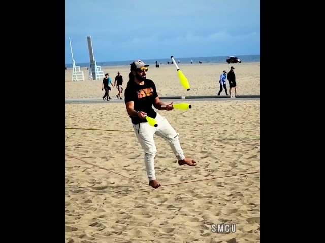 Man Takes Juggling to New Heights on Slackline at Muscle Beach