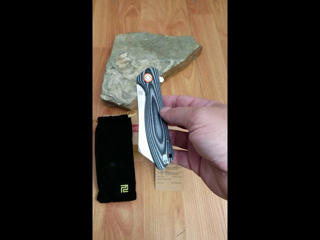 ARTISAN TOMAHAWK LINERLOCK BLACK & WHITE HANDLE FOLDING KNIFE 1815PBGC