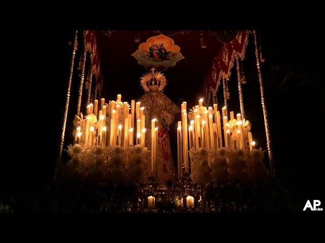 IMPRESIONANTE Virgen del Rosario de la Milagrosa por el Parque Federico Gª Lorca 2023 | Semana Santa