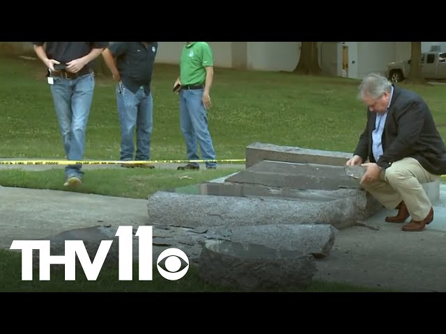 Man destroys newly erected Ten Commandments monument at Arkansas State Capitol