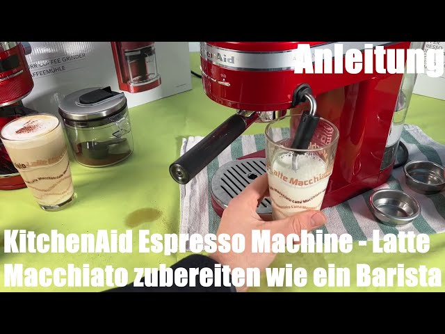 Latte Macchiato zubereiten, wie ein Barista, mit der KitchenAid ESPRESSOMASCHINE ARTISAN 5KES6503