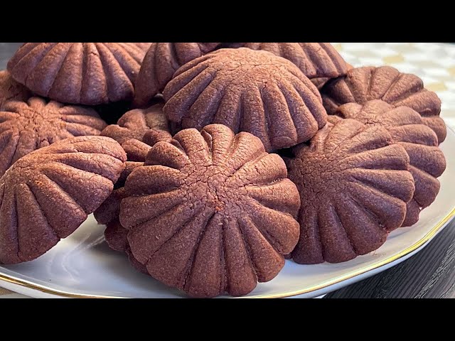 CHOCOLATE COOKIE IN 10 MINUTES